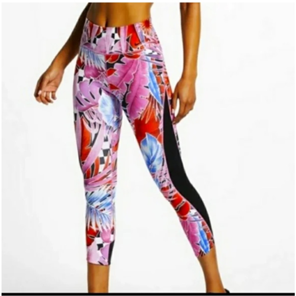 Nike one dri fit laser fuchsia Hawaiian crop leggings